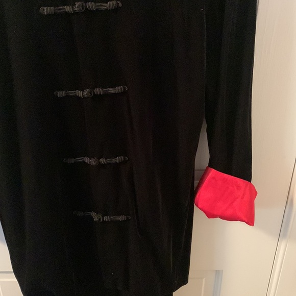 Dressy suit black velvet with red satin - Picture 2 of 5